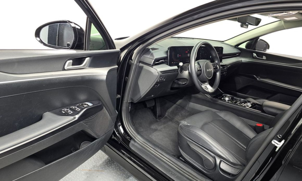Kia K5 2.0, 2024