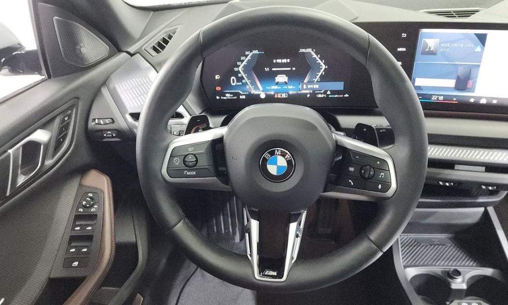 BMW 2-Series 220 M Sport, 2025