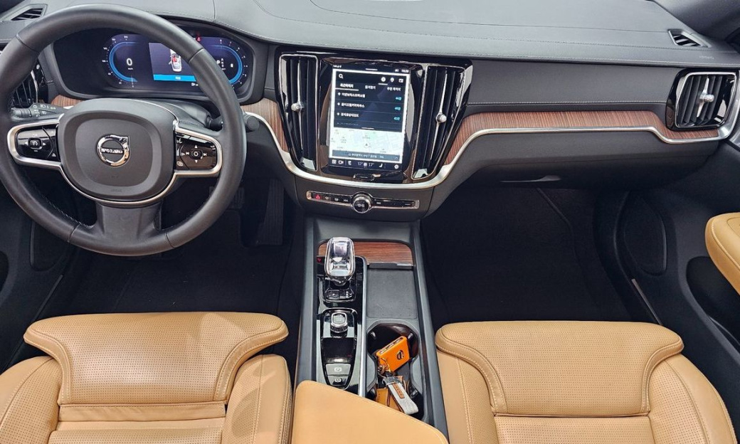 Volvo S60 B5 Ultimate Bright, 2024
