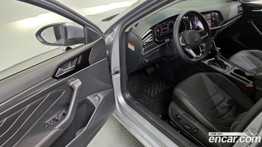 Volkswagen Jetta 1.5 TSI Prestige, 2023