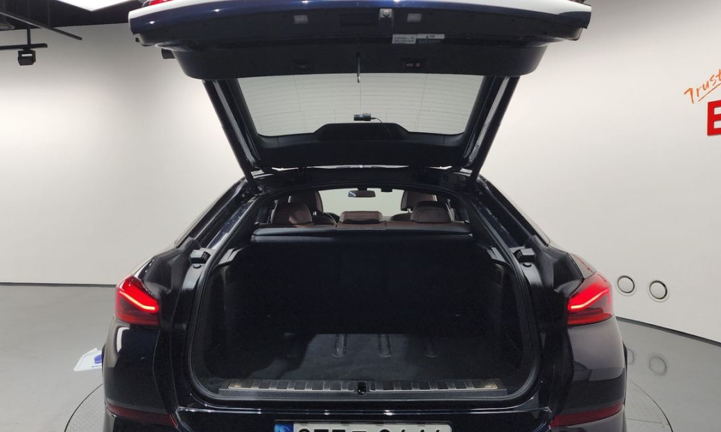 BMW X6 xDrive40i M Sport, 2023