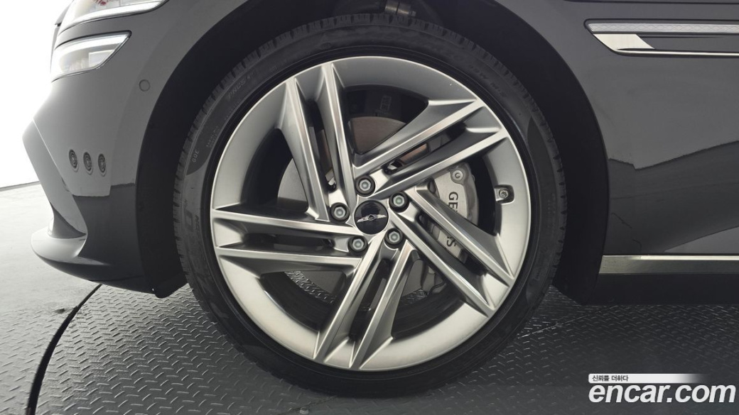 Genesis G80 Gasoline 2.5 Turbo AWD, 2025