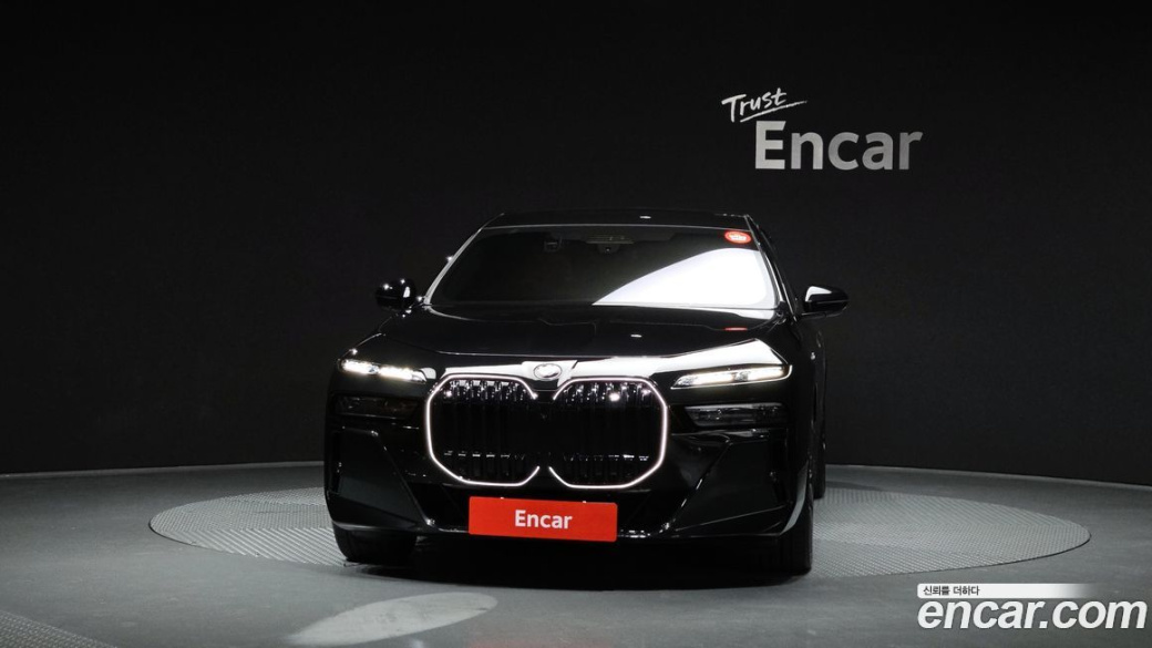 BMW 7-Series 740d xDrive M Sport, 2025