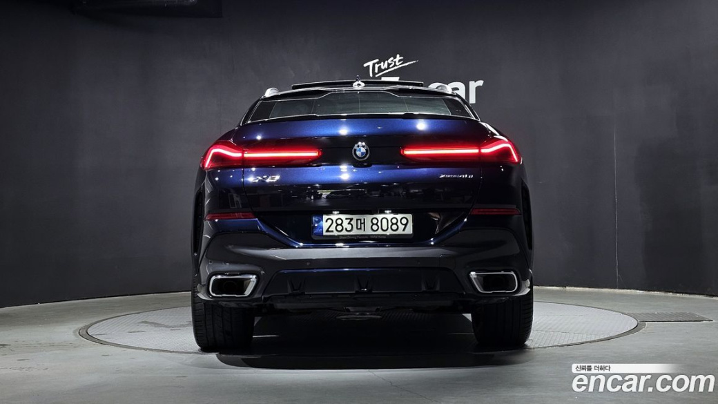 BMW X6 xDrive40i M Sport, 2023