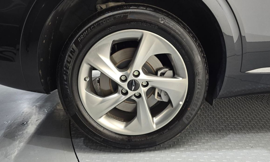 Genesis GV70 2.5T Gasoline 2WD, 2025