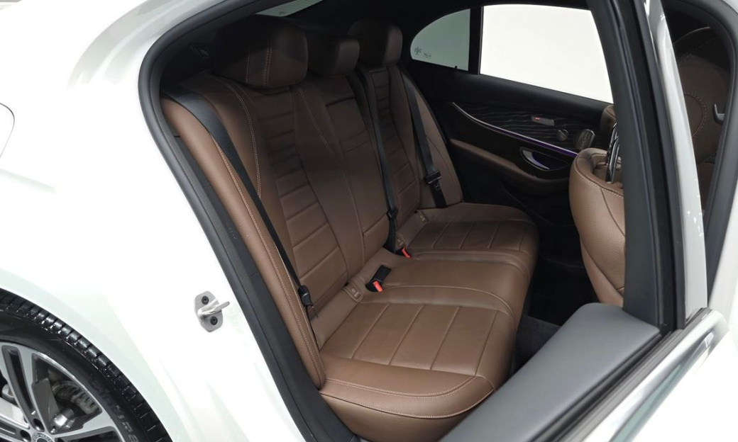 Mercedes-Benz E-Class E350 4MATIC Avantgarde, 2022