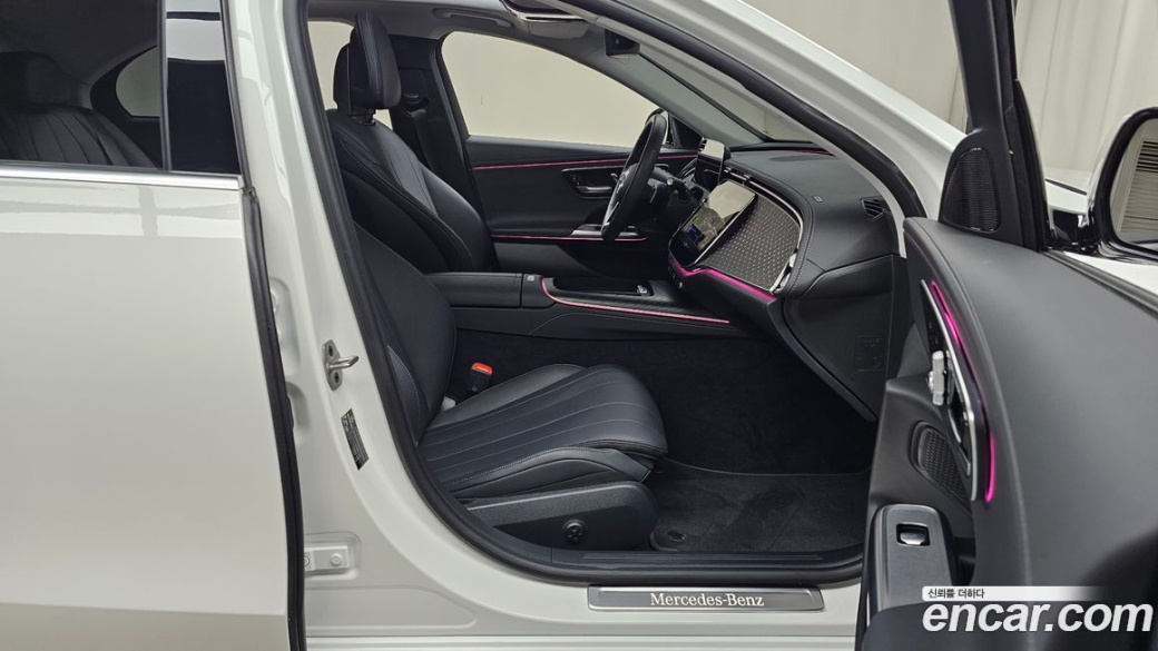 Mercedes-Benz E-Class E220d 4MATIC Exclusive, 2024