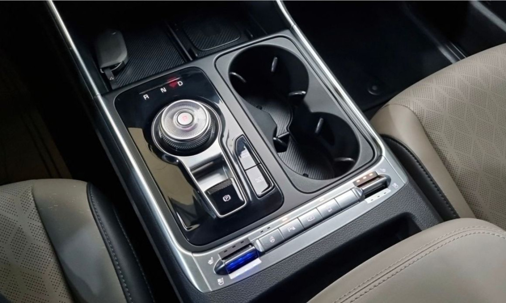 Kia Carnival 9-Seater Noblesse, 2025