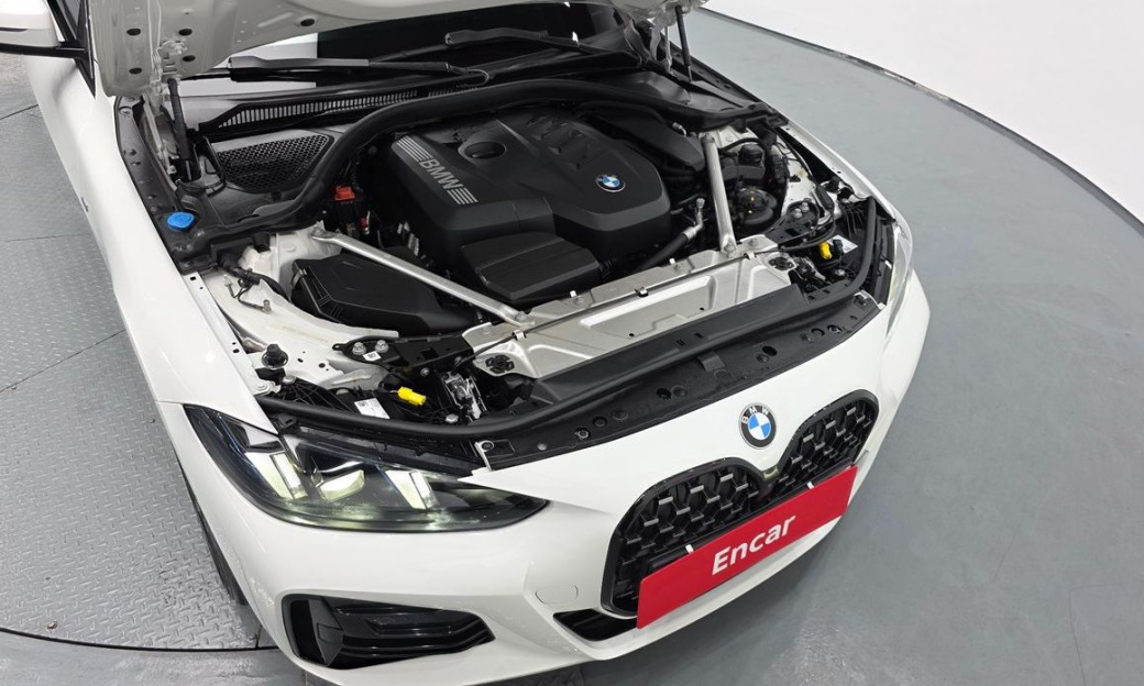 BMW 4-Series 420i M Sport Pro Convertible, 2025