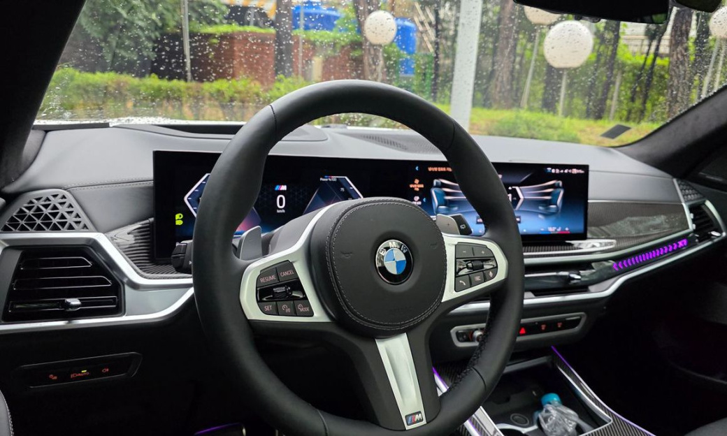 BMW X7 xDrive 40d M Sport 7 STR, 2025