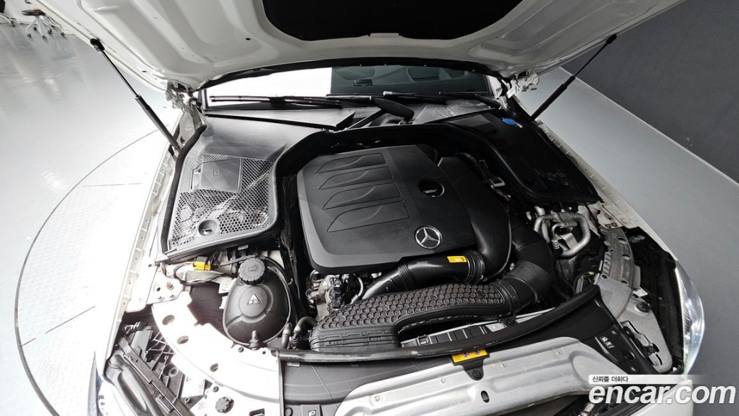 Mercedes-Benz C-Class C200 Cabriolet, 2023