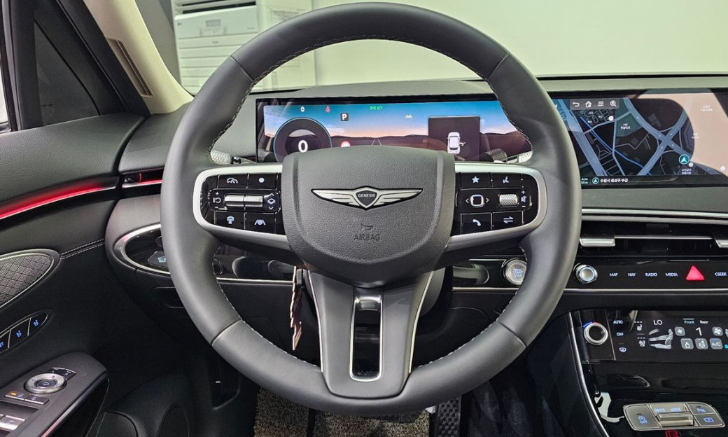 Genesis GV70 2.5T Gasoline 2WD, 2025