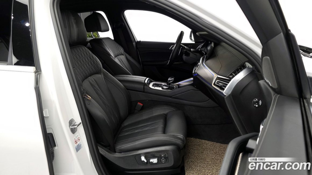 BMW X6 xDrive40i M Sport, 2023