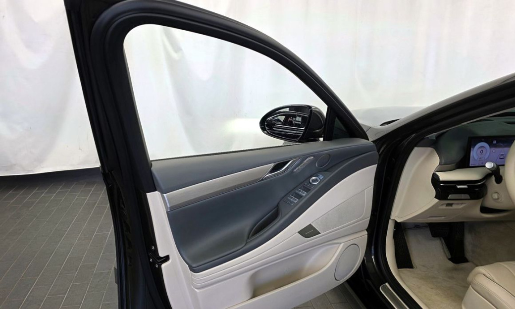 Genesis G80 Gasoline 2.5 Turbo AWD, 2025