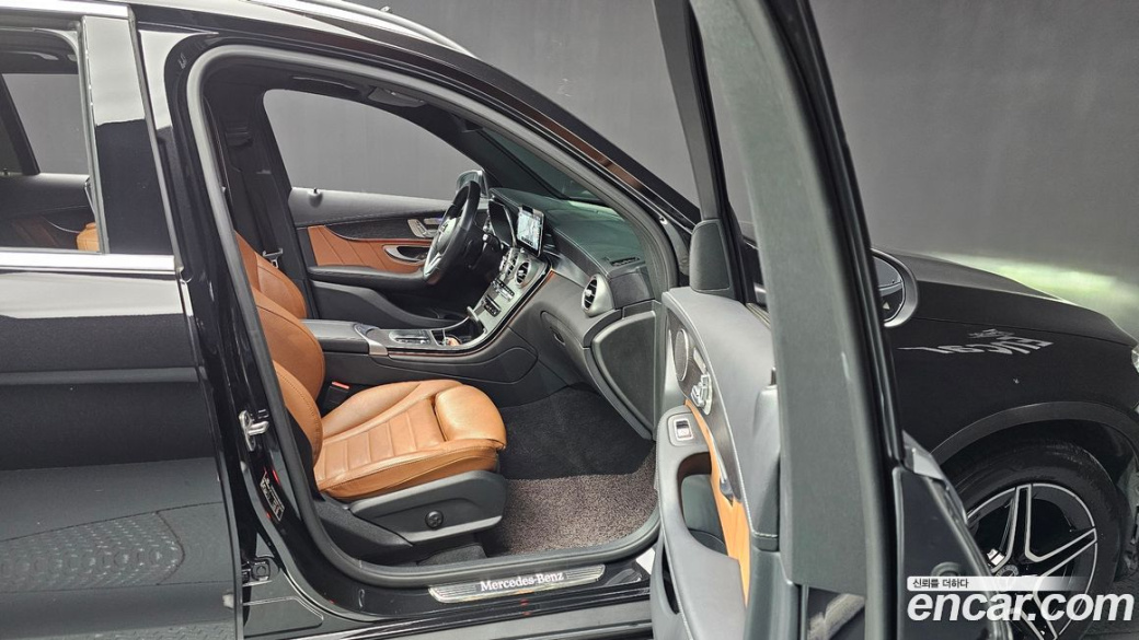 Mercedes-Benz GLC-Class GLC300 4MATIC, 2022