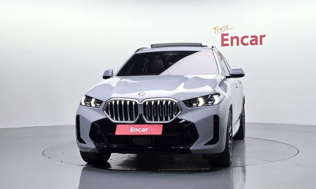 BMW X6 xDrive40i M Sport, 2024