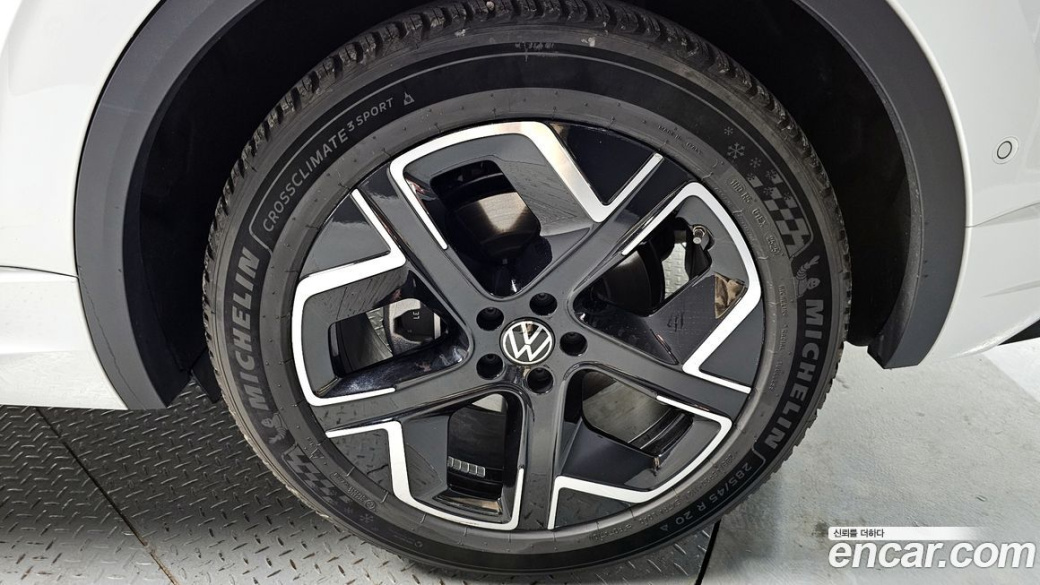 Volkswagen Touareg 3.0 TDI Prestige, 2024