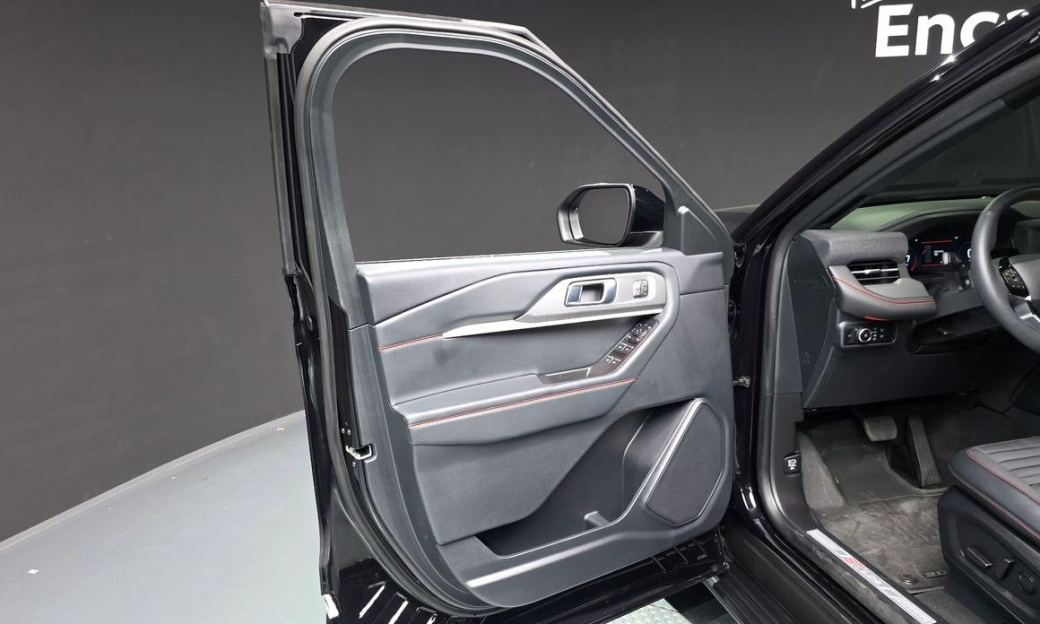 Ford Explorer 2.3 ST-Line 4WD, 2025