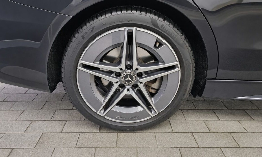 Mercedes-Benz C-Class C200 AMG Line, 2024