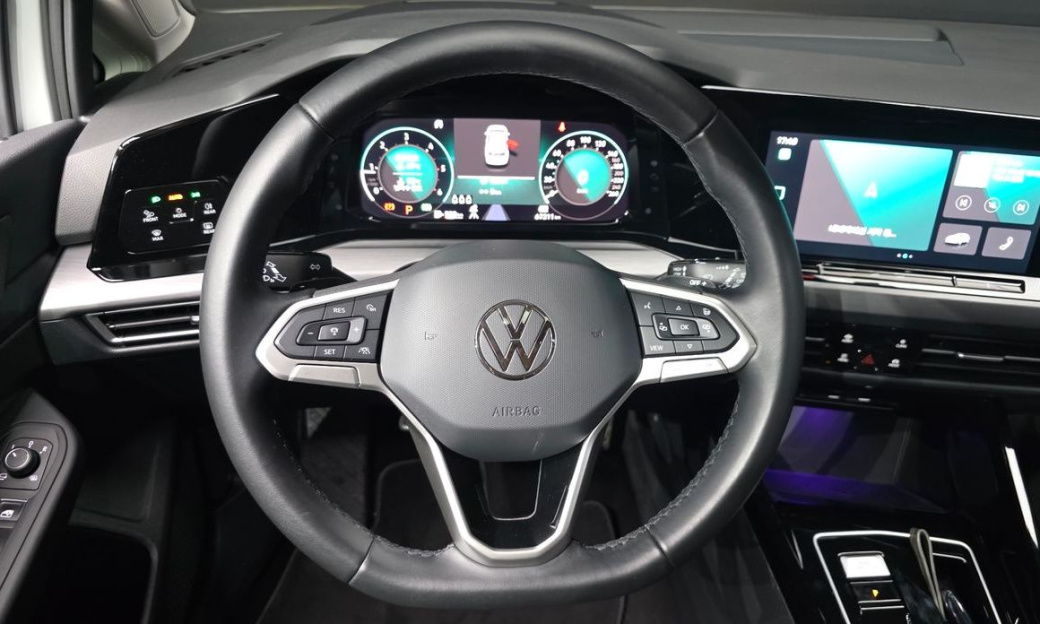 Volkswagen Golf 2.0 TDI Prestige, 2024