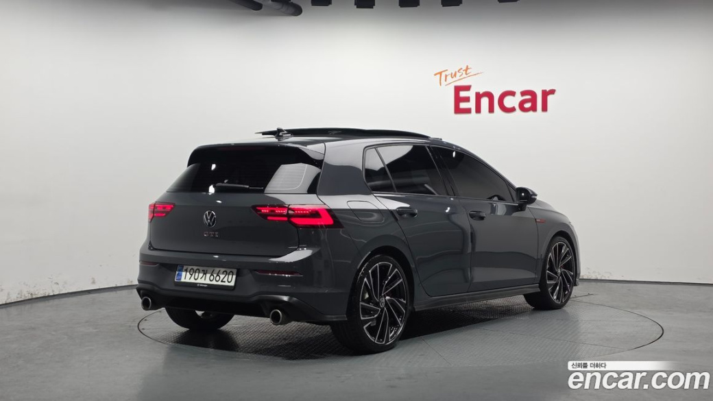 Volkswagen Golf 2.0 GTI, 2023