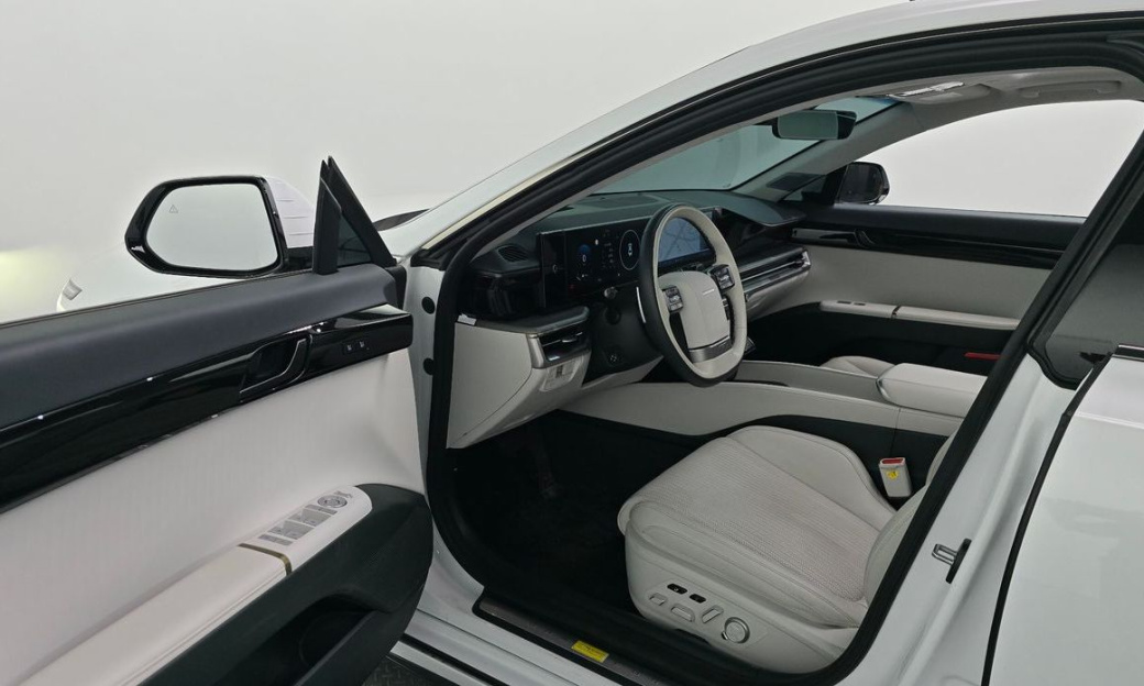 Hyundai Grandeur 2,5 Gasoline 2WD, 2024