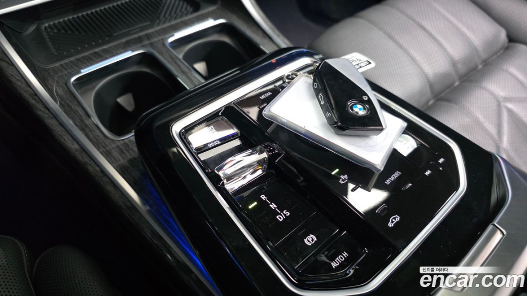 BMW 7-Series 740i xDrive M Sport, 2024