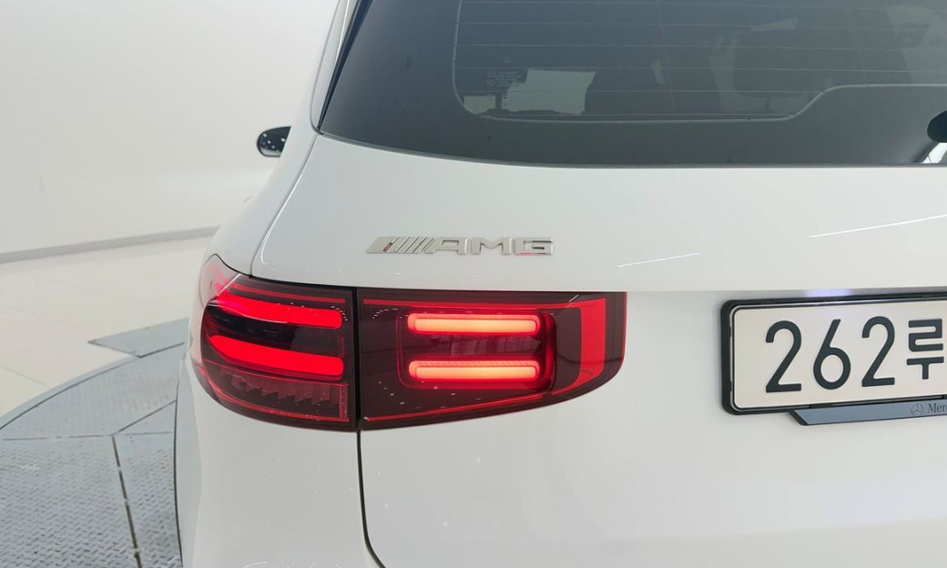 Mercedes-Benz GLB-Class AMG GLB35 4MATIC, 2025