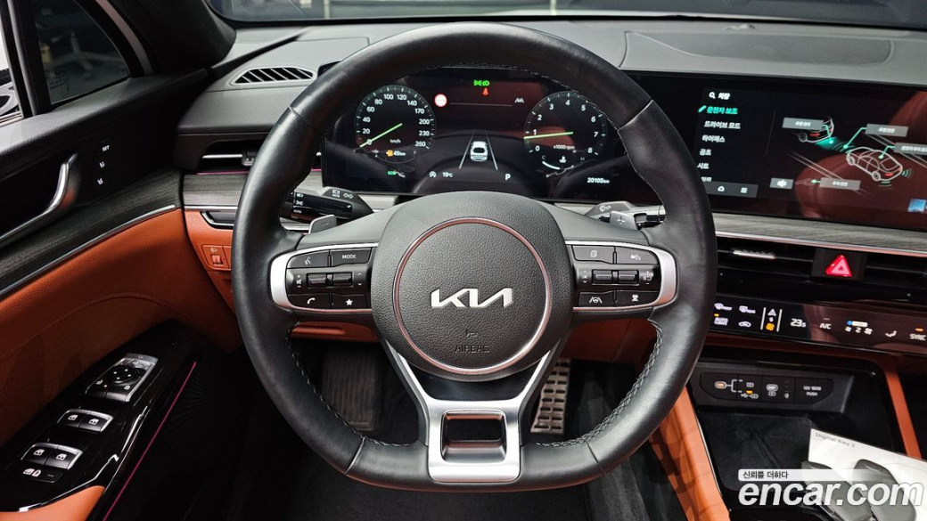Kia K5 1.6 Turbo, 2025