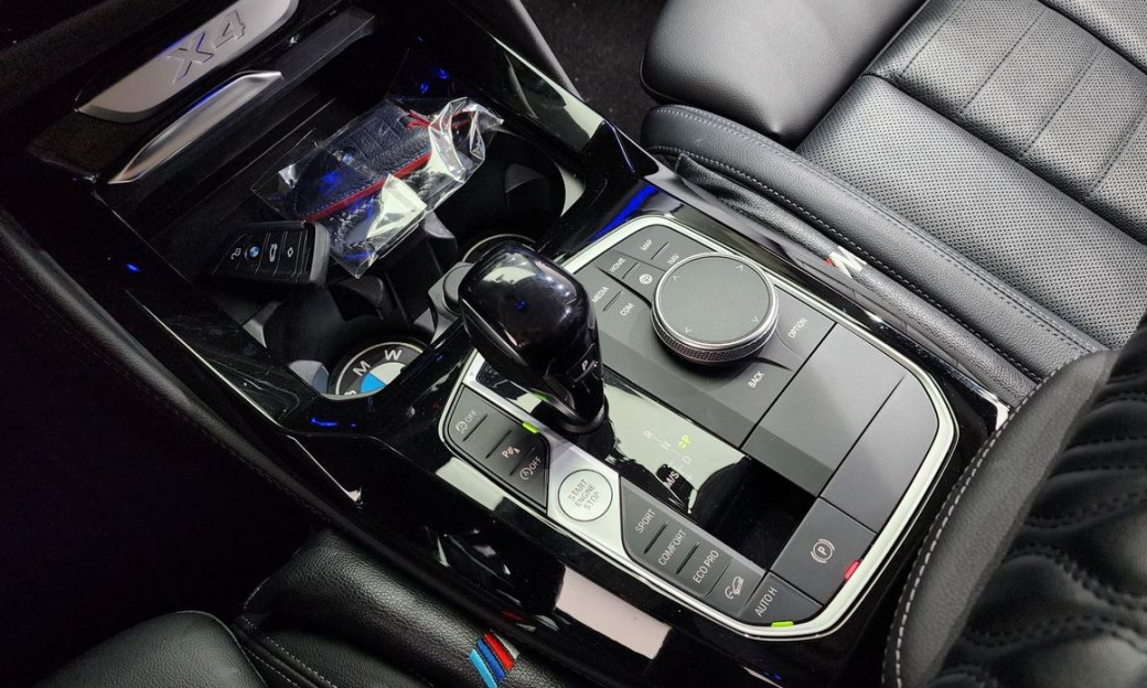 BMW X4 xDrive20i xLine, 2023