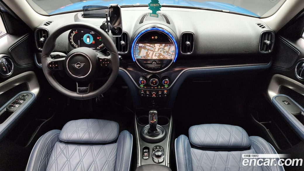 Mini Countryman ALL4 Classic Launch Pack, 2023