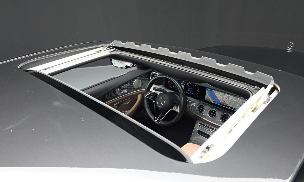Mercedes-Benz E-Class E350 4MATIC Exclusive, 2023