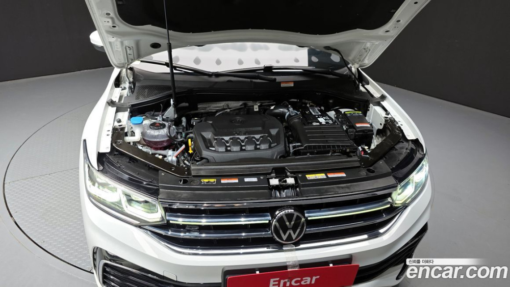 Volkswagen Tiguan 2.0 TSI R-Line, 2023