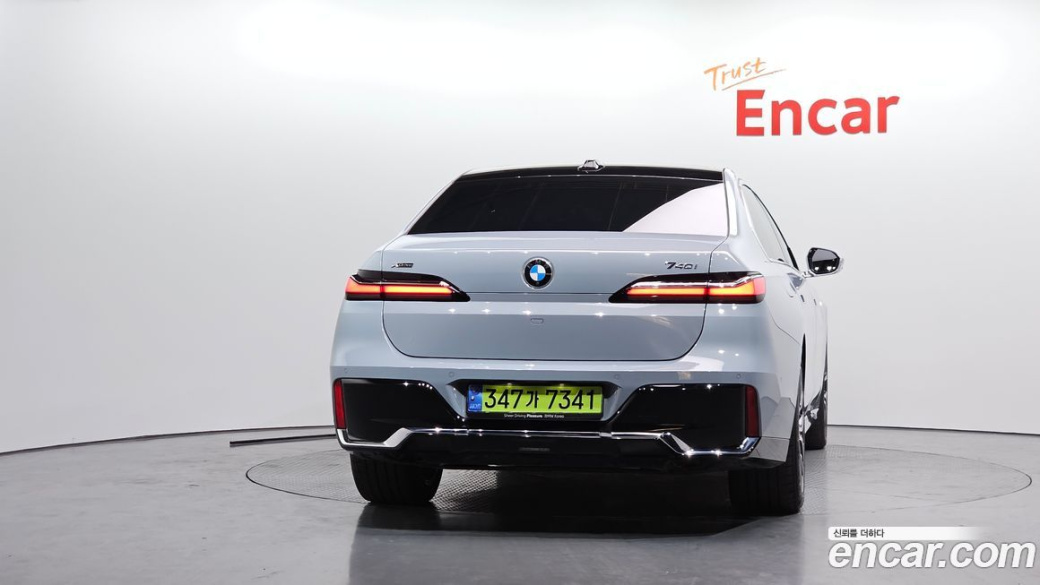 BMW 7-Series 740i xDrive M Sport, 2024