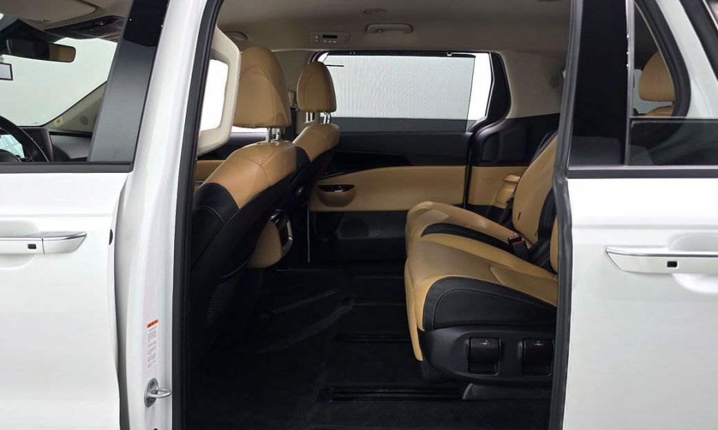 Kia Carnival 7-Seater Noblesse, 2022