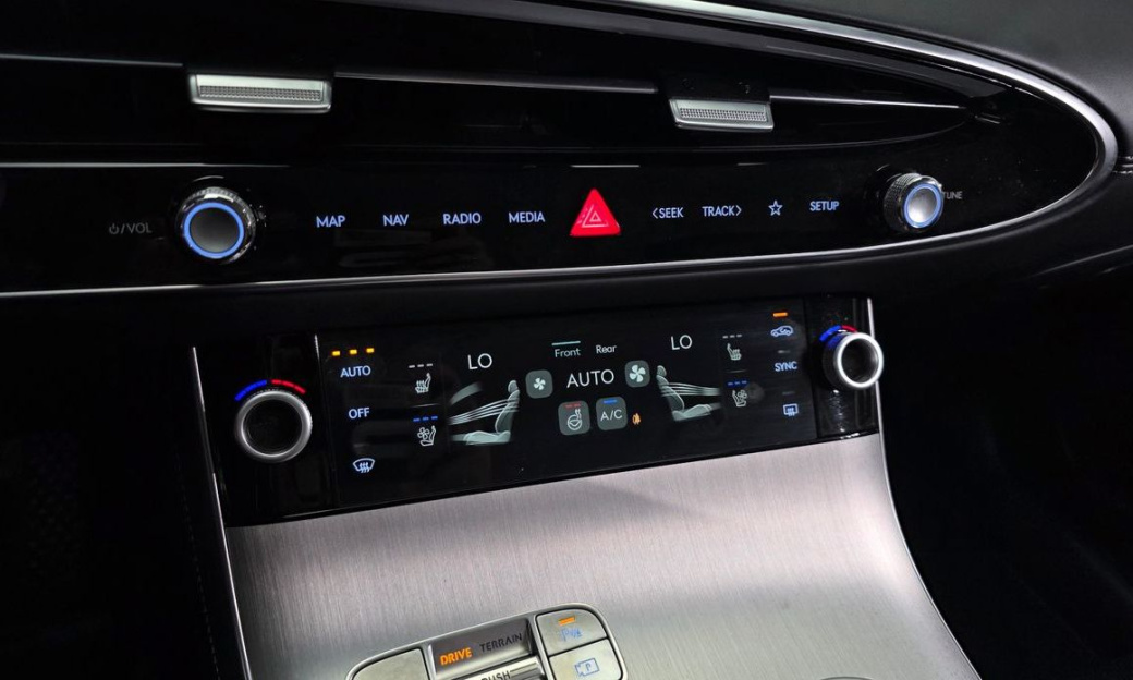Genesis GV70 2.5T Gasoline AWD, 2025
