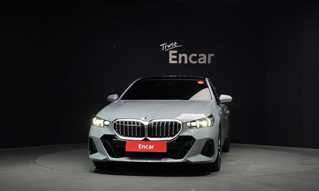 BMW 5-Series 520i M Sport, 2024