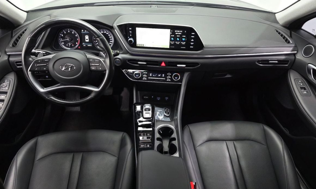 Hyundai Sonata 2.0, 2023