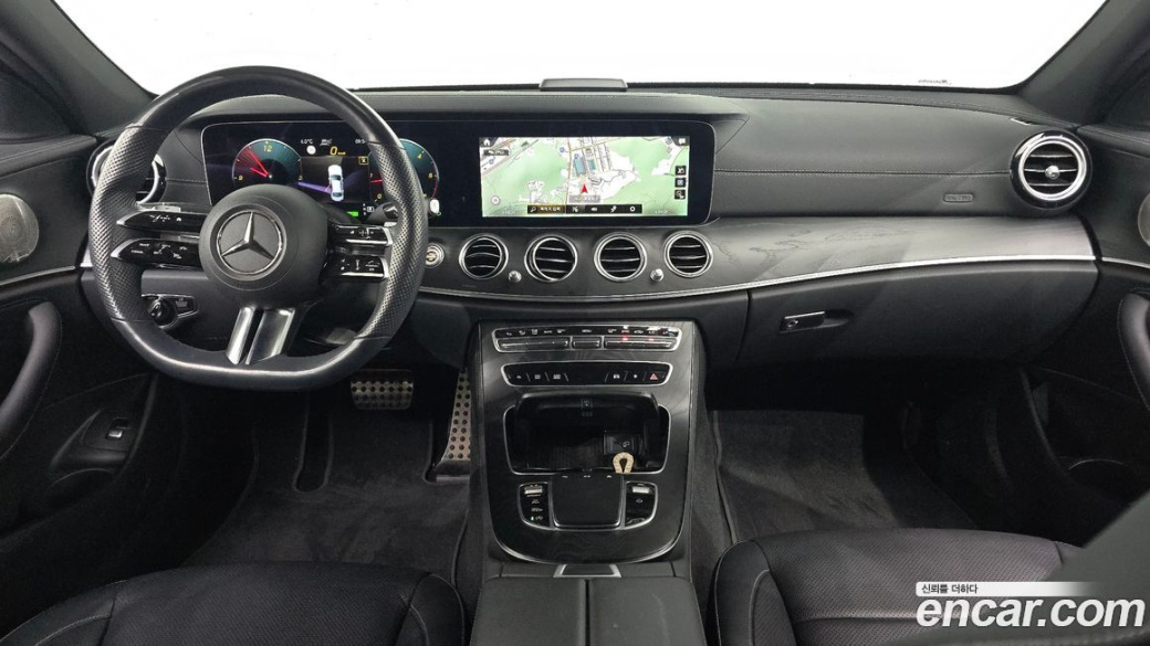 Mercedes-Benz E-Class E220d 4MATIC AMG Line, 2022