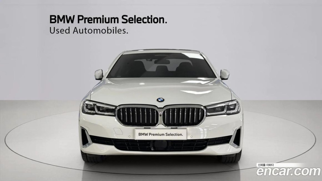 BMW 5-Series 530i xDrive Luxury, 2023