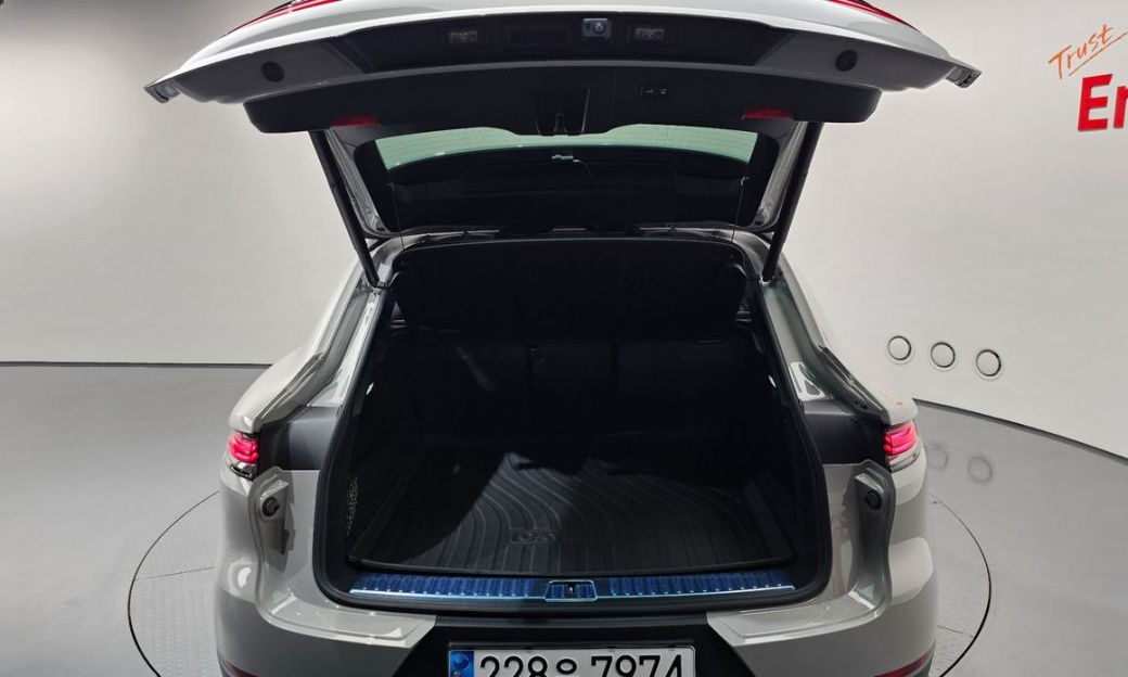 Porsche Cayenne 3.0 Coupe, 2024