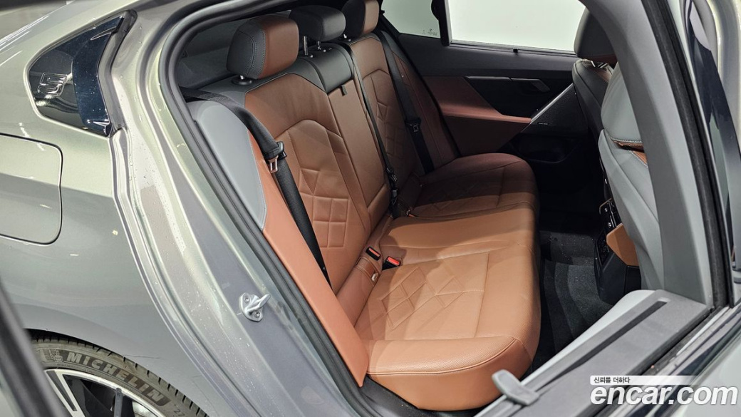 BMW 5-Series 530i xDrive M Sport, 2025