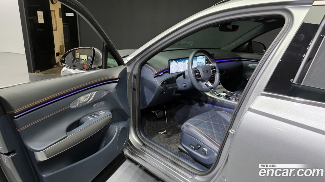 Genesis GV70 2.5T Gasoline 2WD, 2025