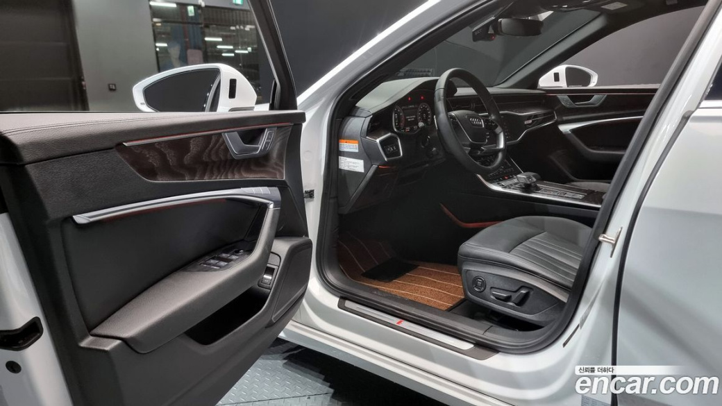 Audi A6 45 TFSI Quattro Premium, 2022