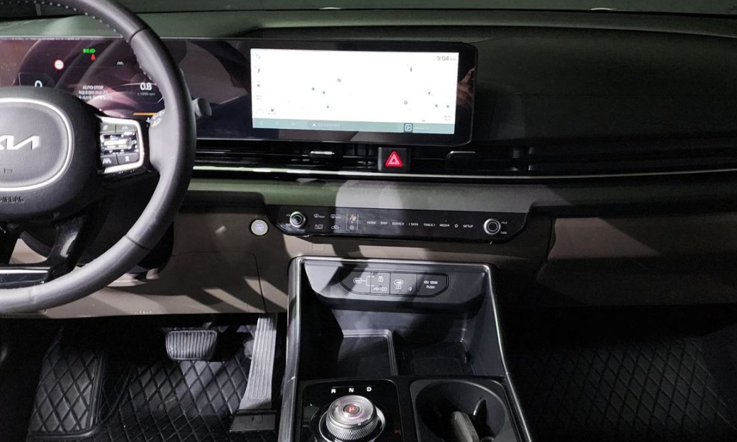 Kia Carnival 7-Seater Noblesse, 2024