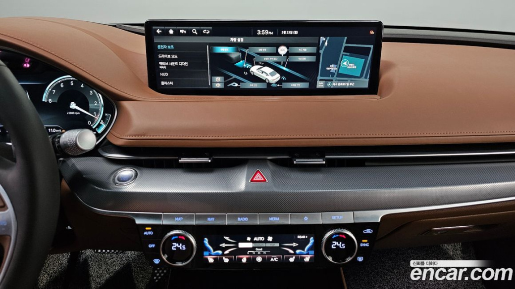 Genesis G80 Gasoline 2.5 Turbo AWD, 2024