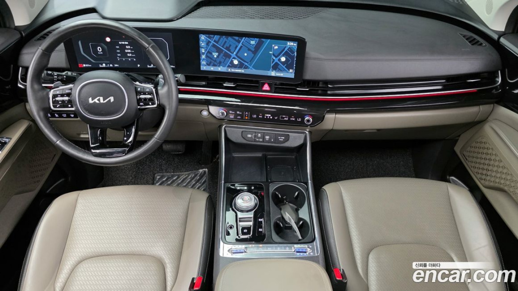 Kia Carnival 9-Seater Gravity, 2024