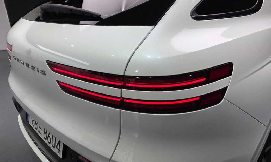Genesis GV70 2.5T Gasoline 2WD, 2023