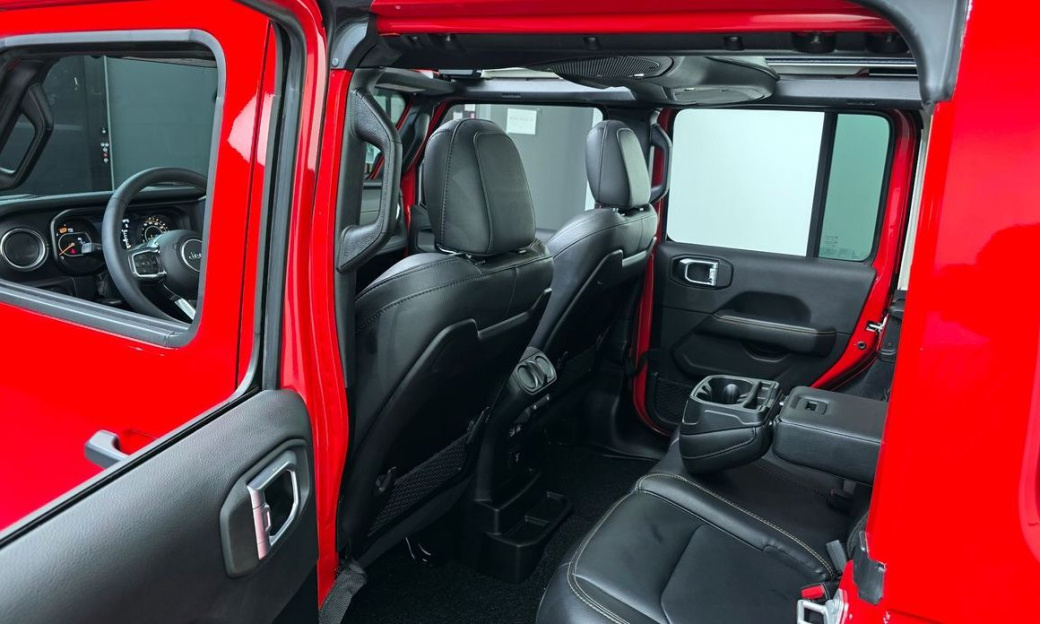 Jeep Wrangler 2.0 Sahara Power Top 4Door, 2024