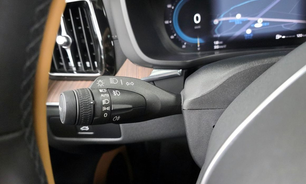 Volvo XC60 B6 Ultimate Bright, 2023
